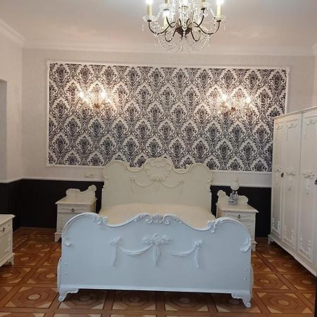 Apartament Дом 8 Tbilisi Zewnętrze zdjęcie