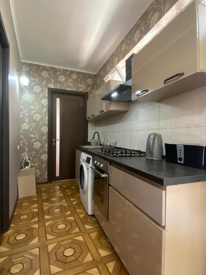 Apartament Дом 8 Tbilisi Zewnętrze zdjęcie